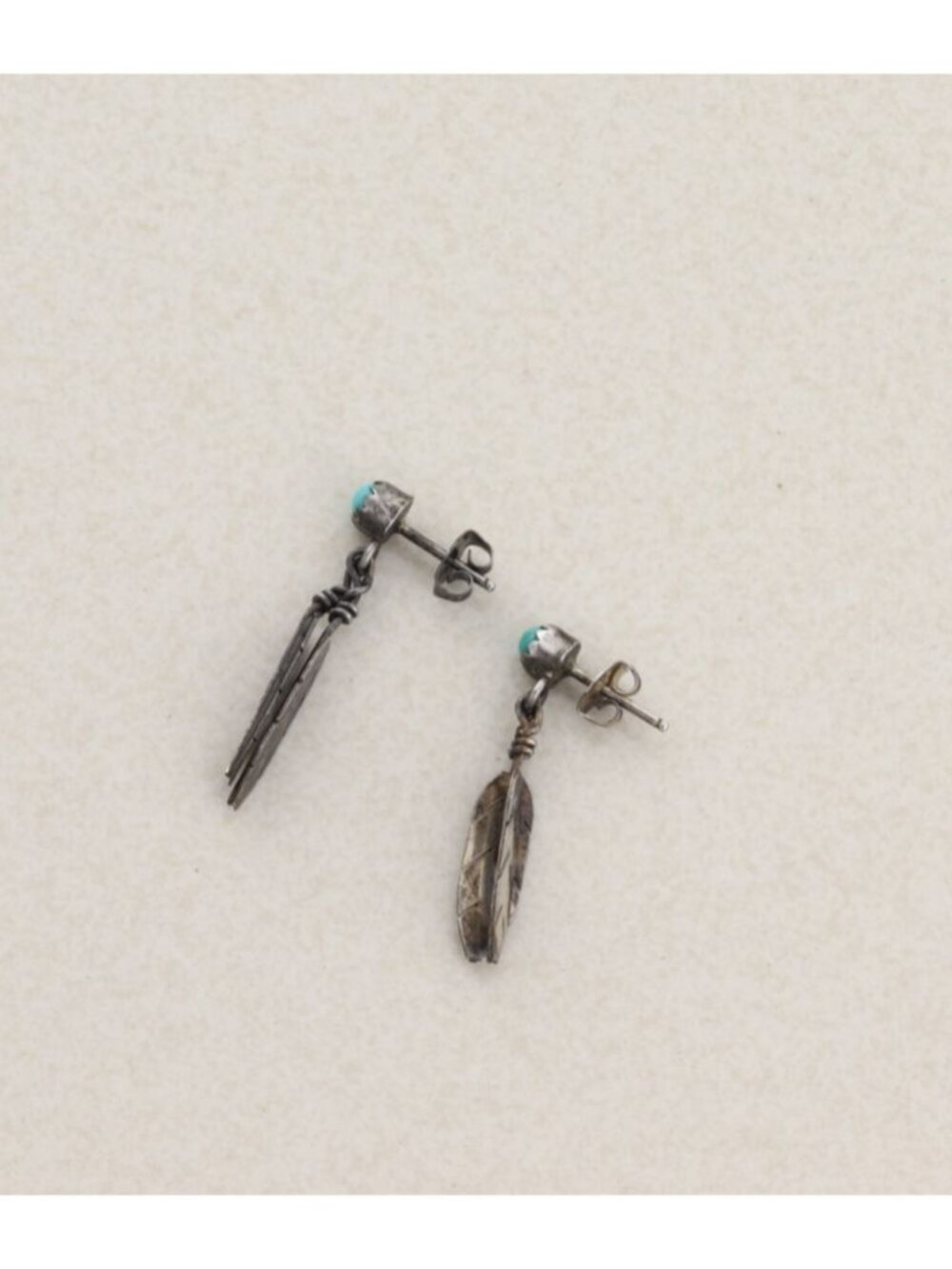 Sterling Silver Turquoise Leaf Earrings Dangle Drop 1 1/8" x 3/8" - Picture 6 of 7